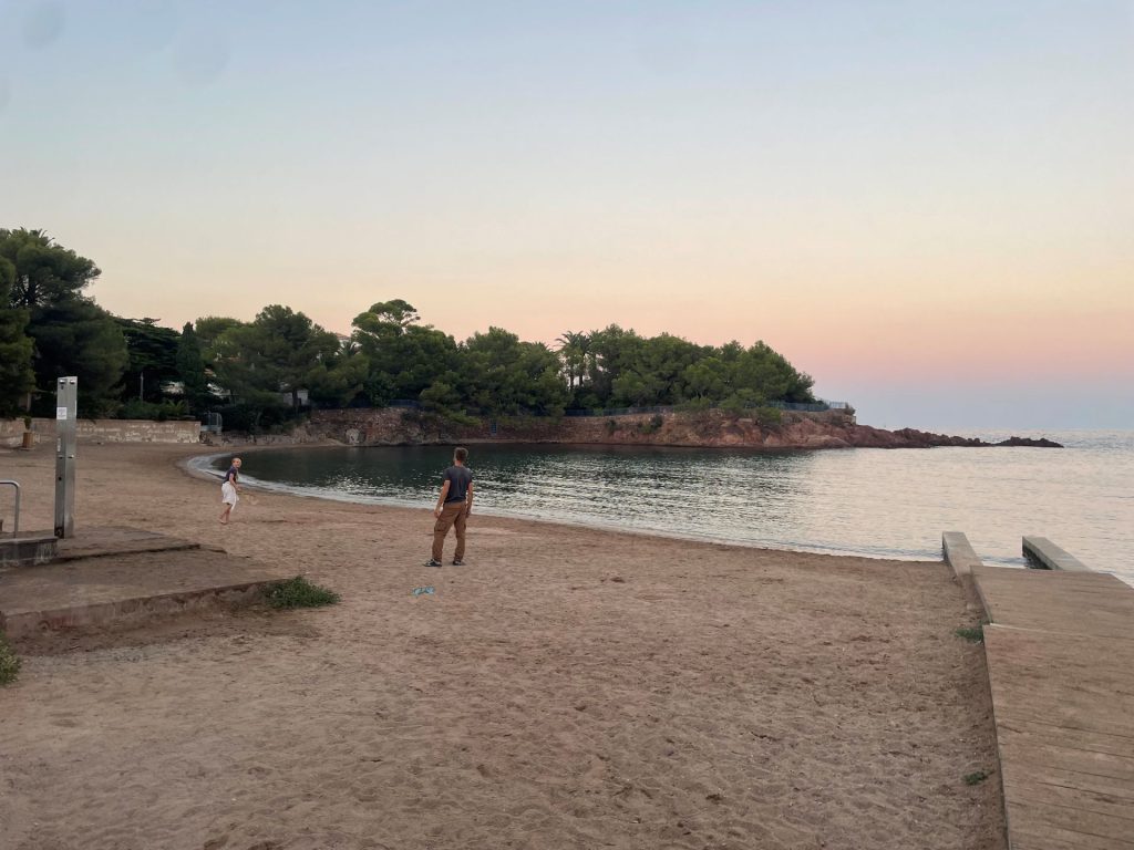 plage camp long 2