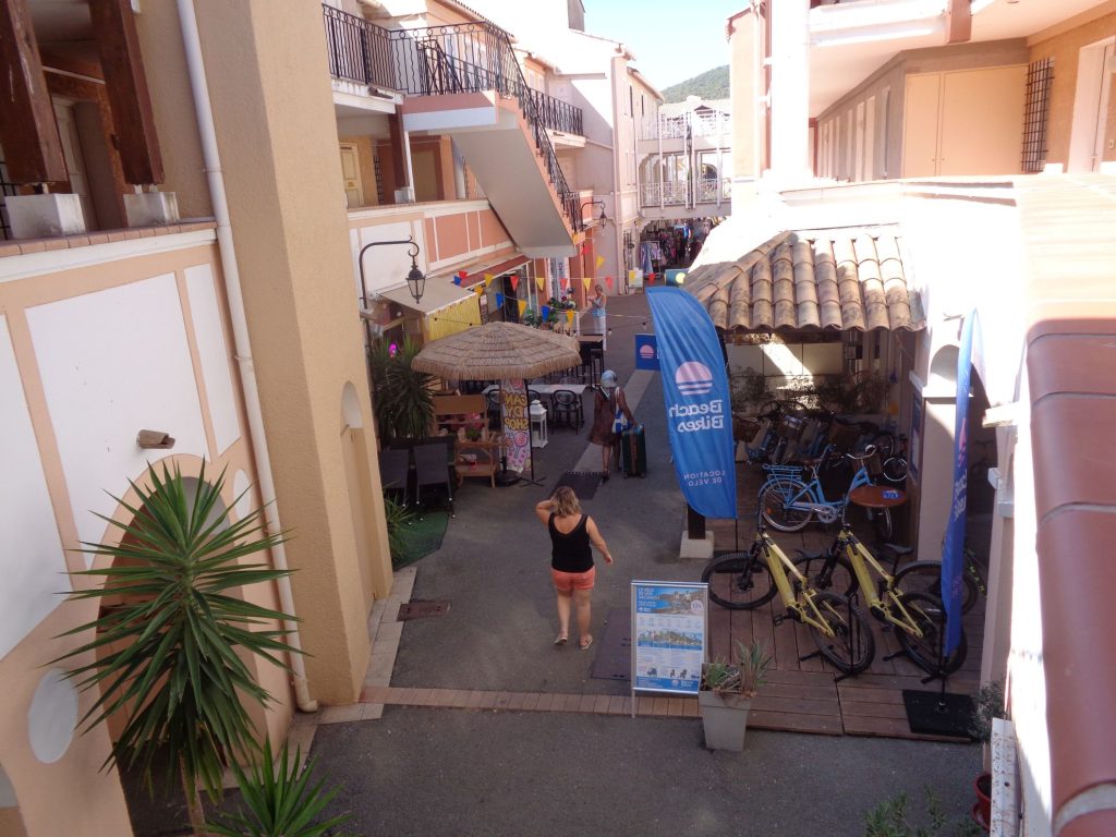 rue commercante 2